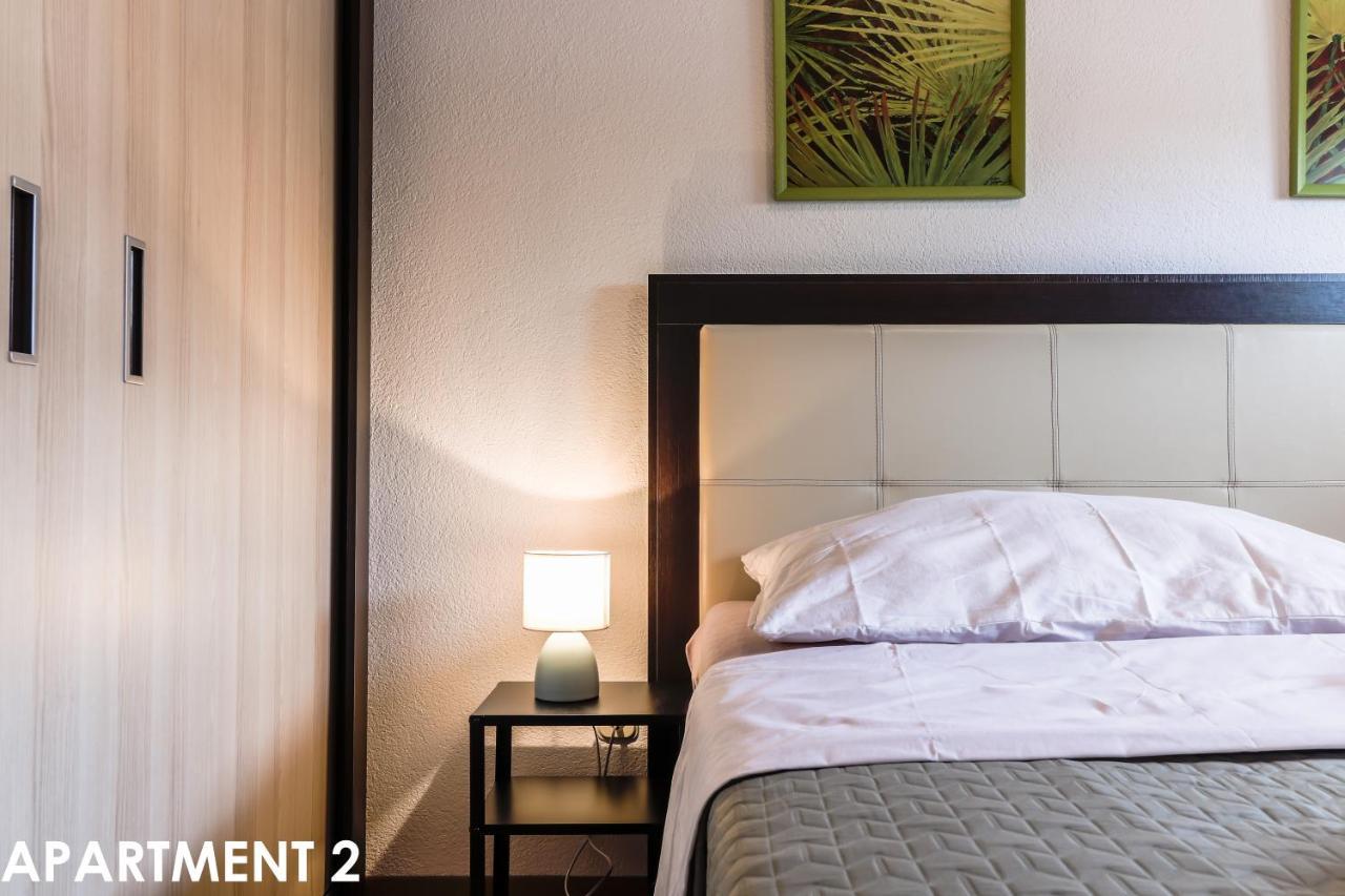 Maestral Apartments เวอร์ซาร์ ภายนอก รูปภาพ